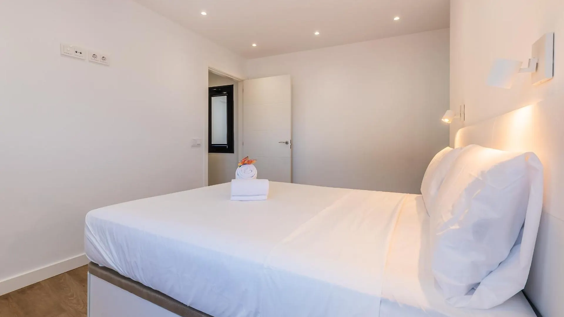 Modern Balcony Terrace House Solarium - Parking Villa Arafo Holiday home