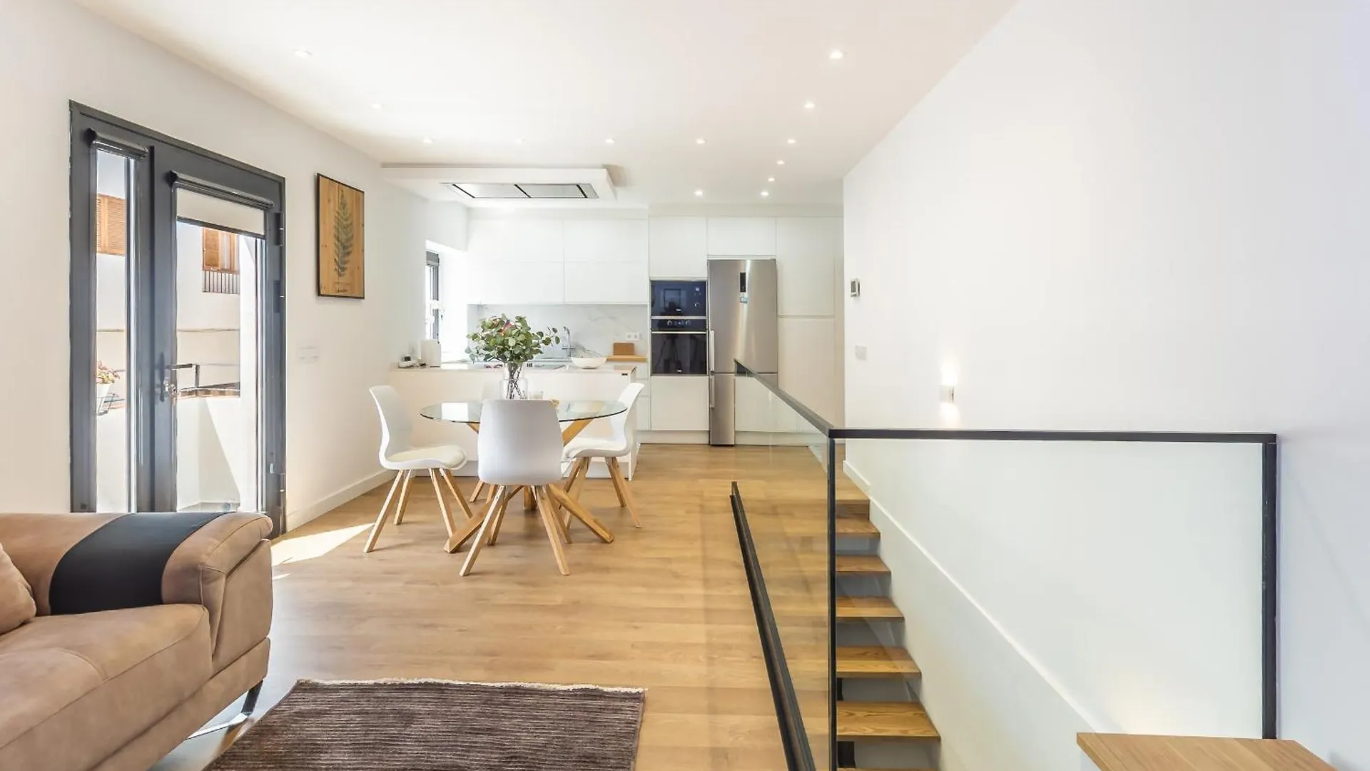 Modern Balcony Terrace House Solarium - Parking Villa Arafo